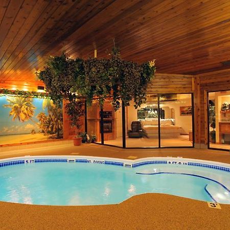Sybaris Pool Suites - Индианаполис Номер фото